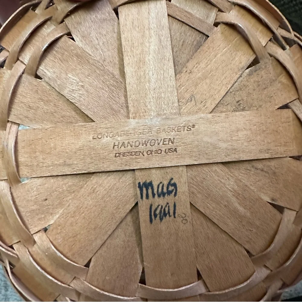 Longaberger Small Round Basket 7” - Picture 4 of 13